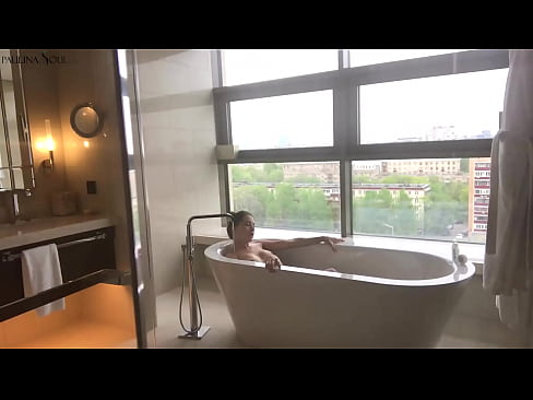 ❤️ Foshnjë e jashtëzakonshme që tund me pasion pidhin e saj në banjë ❤❌ Video seksi në sq.pornplaybb.ru ❌️